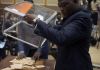Centrafricaine : les ex-Premiers ministres Dologuélé et Touadéra qualifiés pour le 2e tour de la présidentielle. Centrafricaine : les ex-Premiers ministres Dologuélé et Touadéra qualifiés pour le 2e tour de la présidentielle.